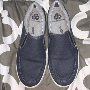 Cloudsteppers Men’s shoe size 9